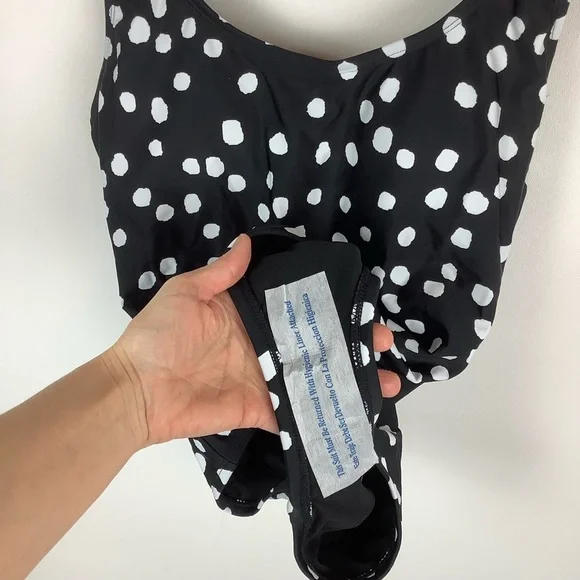 𝅺Kona Sol One Piece Polka Dot Black White Wide Strap Modest Swimsuit Small NWT - Picture 6 of 10